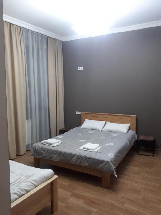 Sunflower Hotel Tbilisi Buitenkant foto